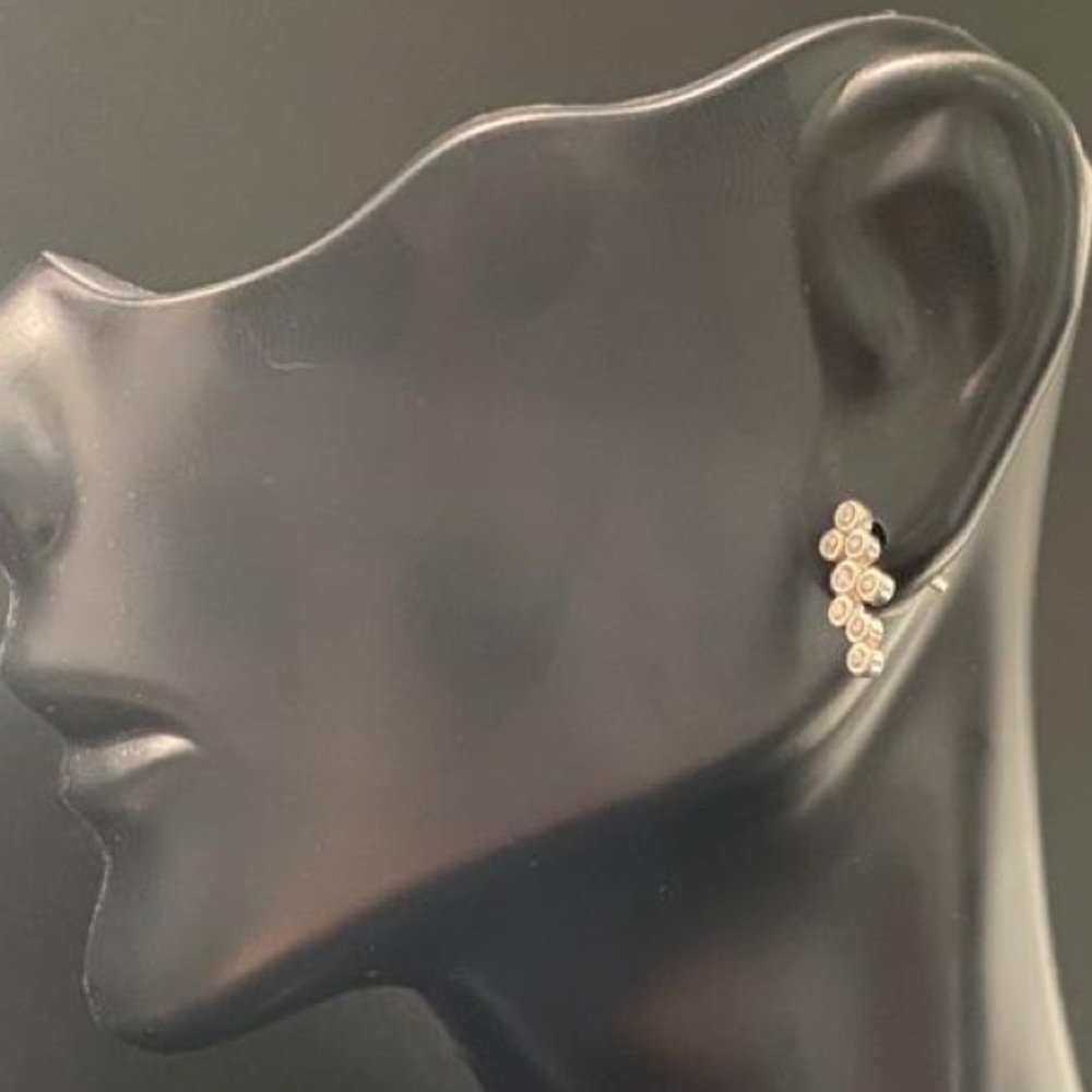 Simple studs